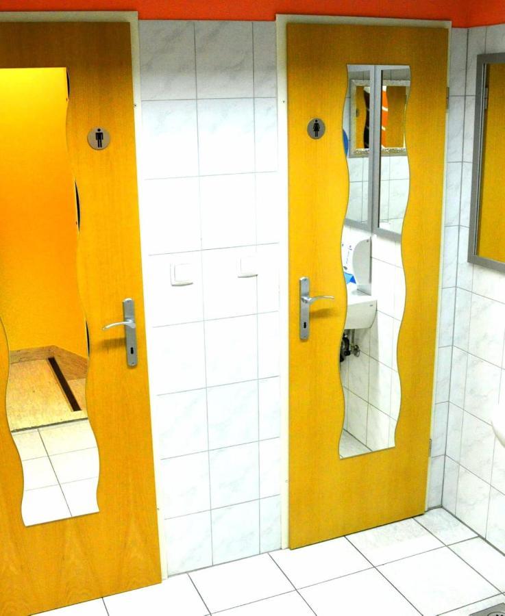 Tej Hostel Ljubljana Luaran gambar