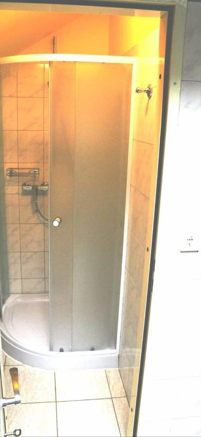 Tej Hostel Ljubljana Luaran gambar