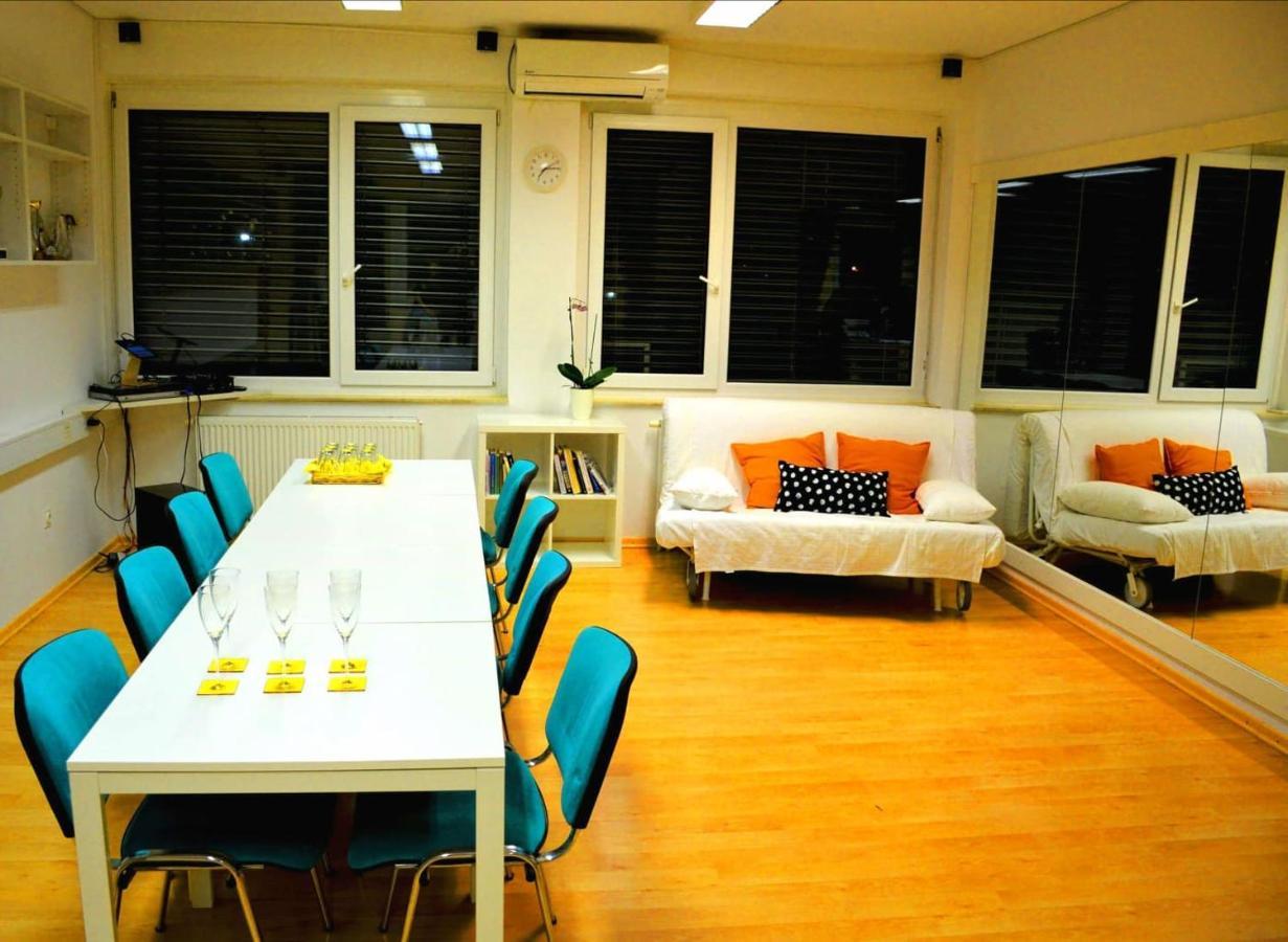 Tej Hostel Ljubljana Luaran gambar