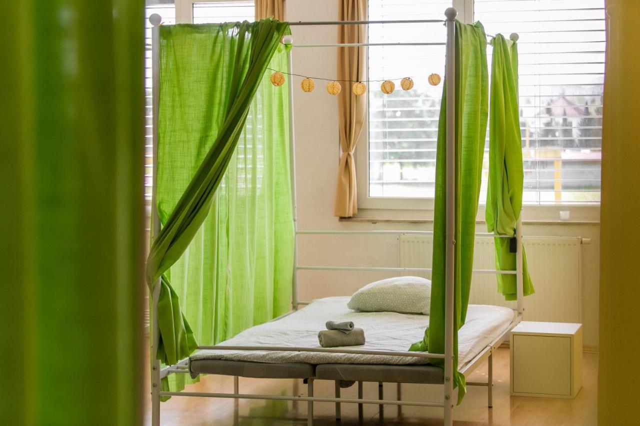 Tej Hostel Ljubljana Luaran gambar